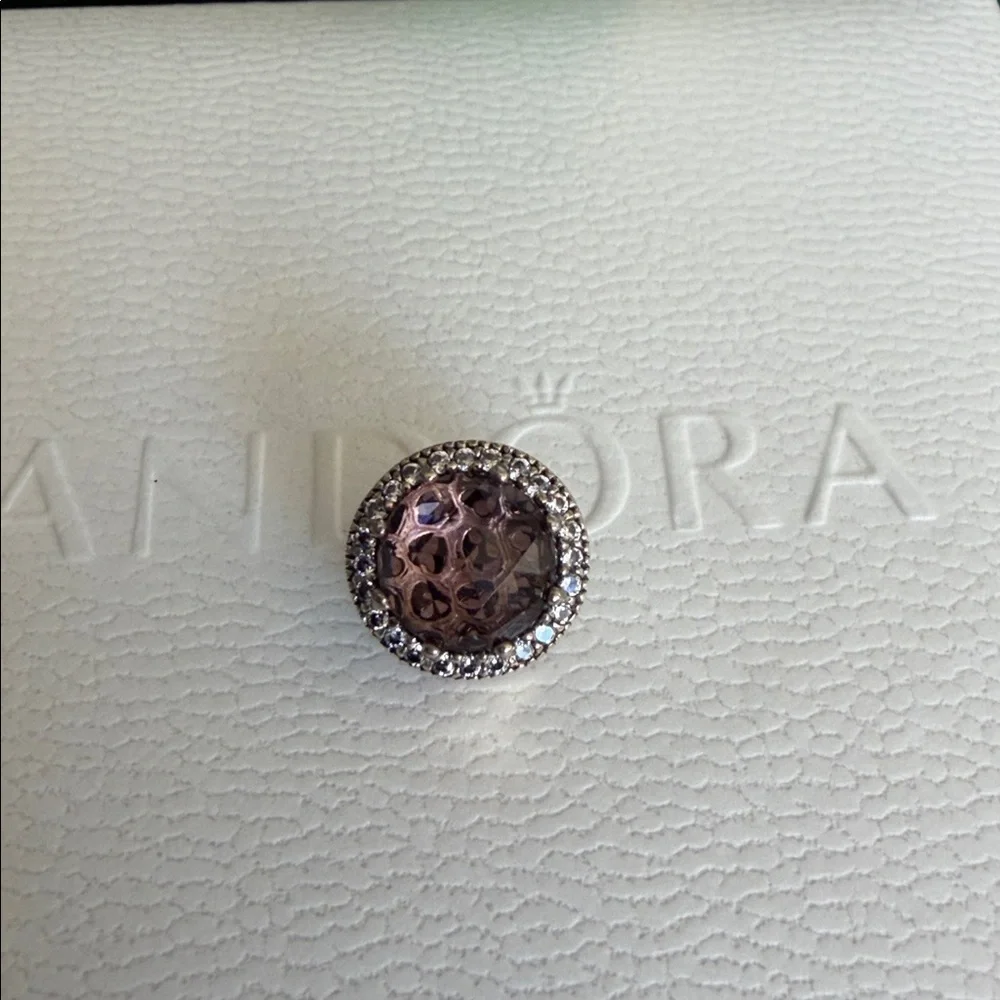 Pandora Silver And Pink Radiant Hearts Charm With Bevel Set CZ’s RETIRED - Picture 2 of 5
